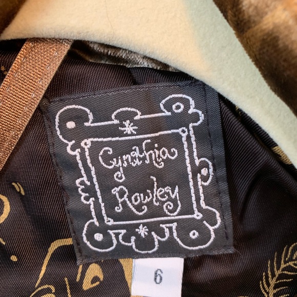 Cynthia Rawley 2 piece print dress suit - Picture 7 of 8